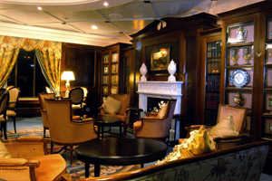 Club Bar