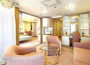 Royal Family Suite